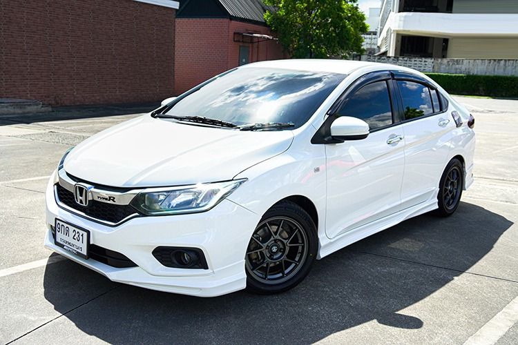 รถ Honda City 1.5 V Plus i-VTEC สี ขาว