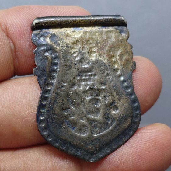 เหรียญเสมาที่ระลึก จปร เหรียญพระราชทานสำหรับเด็กเด็ก รัชกาลที่5 ร.ศ120 (พ.ศ.2444) หายาก รูปที่ 4