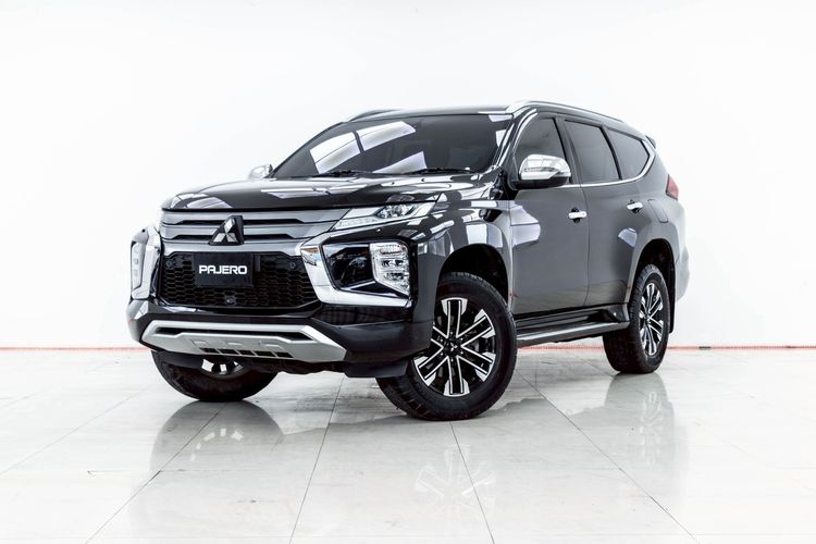 รถ Mitsubishi Pajero Sport 2.4 GT Premium 2WD สี ดำ