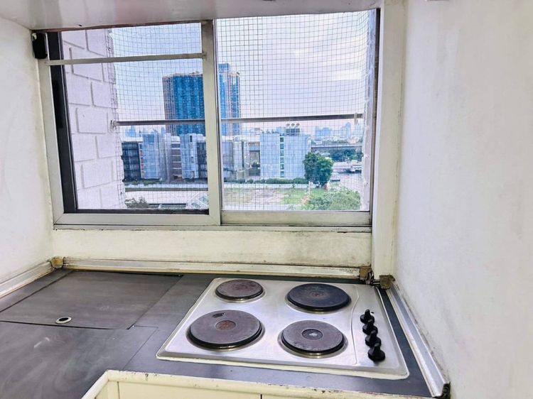 มีบางส่วน สร้างเสร็จก่อน 2010 ขายคอนโด เอื้ออมรสุข ซอย รามคำแหง 1 ห้องมีผู้เช่าอยู่ (ขายพร้อมผู้เช่า)  รูปที่ 4