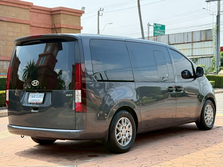 Hyundai Staria 2022 2.2 S Van ดีเซล เกียร์อัตโนมัติ เทา รูปที่ 4