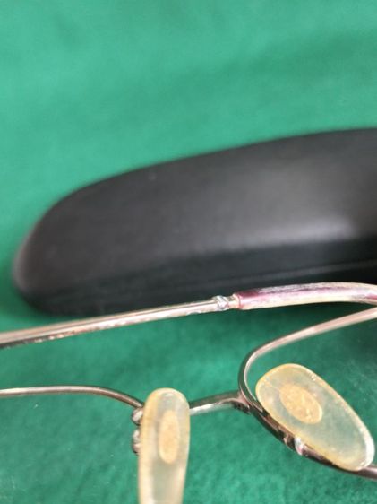 กรอบแว่นตาหญิงแบรนด์ Burberry รุ่น 425 วินเทจ ขนาด 56-15-135 mm.มีปั้มหายากสภาพตามอายุการใช้งานมาแล้วแต่ไม่มีชำรุด รูปที่ 6