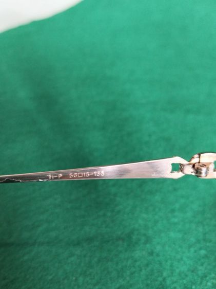 กรอบแว่นตาหญิงแบรนด์ Burberry รุ่น 425 วินเทจ ขนาด 56-15-135 mm.มีปั้มหายากสภาพตามอายุการใช้งานมาแล้วแต่ไม่มีชำรุด รูปที่ 9