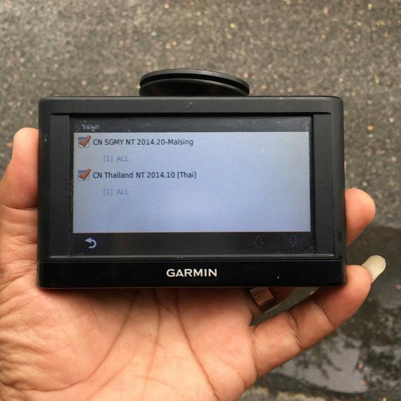 Garmin Nuvi42 จอทัชสกรีน4.3นิ้ว ใช้งานได้ปกติ แผนที่เดิมปี2014  แบตเก็บไฟ มีอุปกรณ์ครบ  รูปที่ 2
