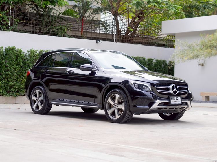 รถ Mercedes-Benz GLC-Class GLC250d สี ดำ