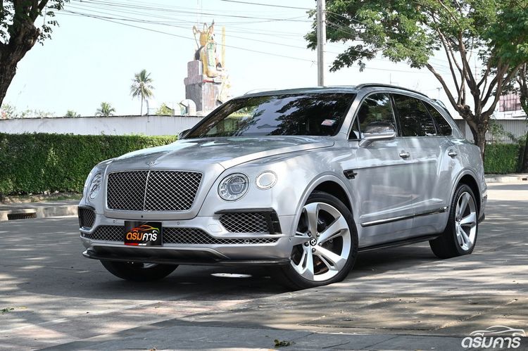 Bentley Bentayga 2017 6.0 4WD Utility-car เบนซิน ไม่ติดแก๊ส เกียร์อัตโนมัติ บรอนซ์เงิน