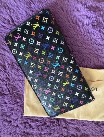  🏷️Louis Zippy Wallet Multicolorun 💯 