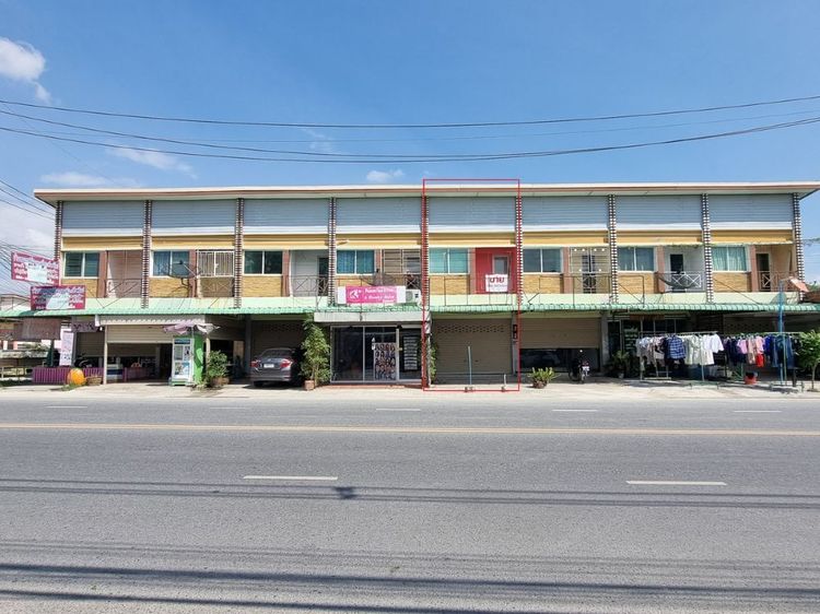 ขายอาคารพาณิชย์ 2 ชั้น บ่อวิน ชลบุรี ทำเลค้าขาย ติดถนนหลัก เดินทางสะดวก ใกล้ตลาดและนิคมฯ