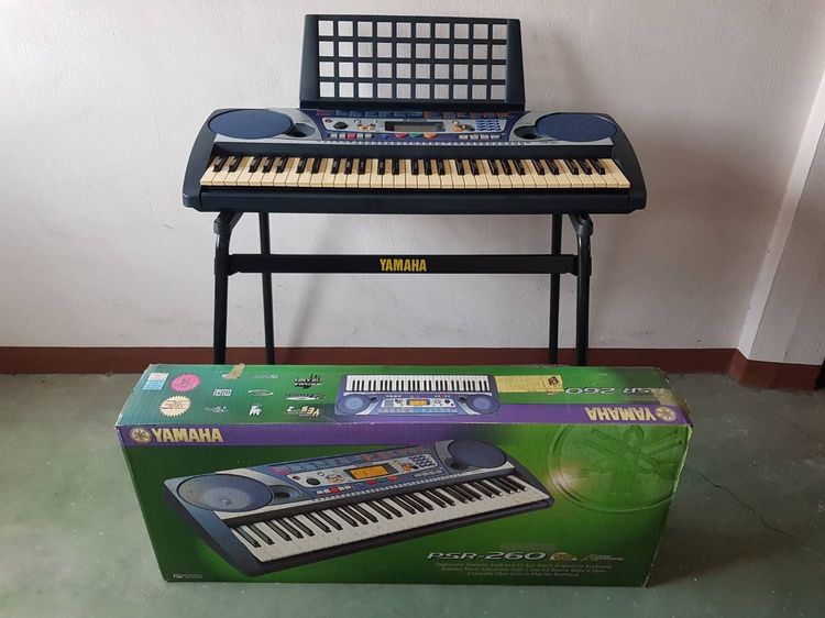 คีย์บอร์ดไฟฟ้า YAMAHA PSR-260 พร้อมขาตั้ง สภาพสวย