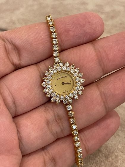 นาฬิกา WALTHAM Diamonds Quartz Full 18k Solid Gold ขอบพร้อมสายเพชรแท้ 83เม็ด   รูปที่ 11