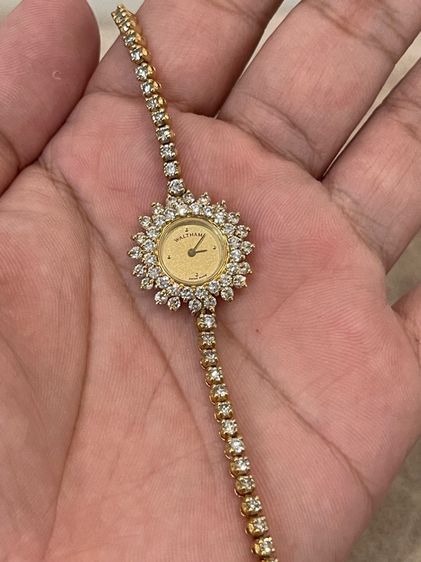 นาฬิกา WALTHAM Diamonds Quartz Full 18k Solid Gold ขอบพร้อมสายเพชรแท้ 83เม็ด  
