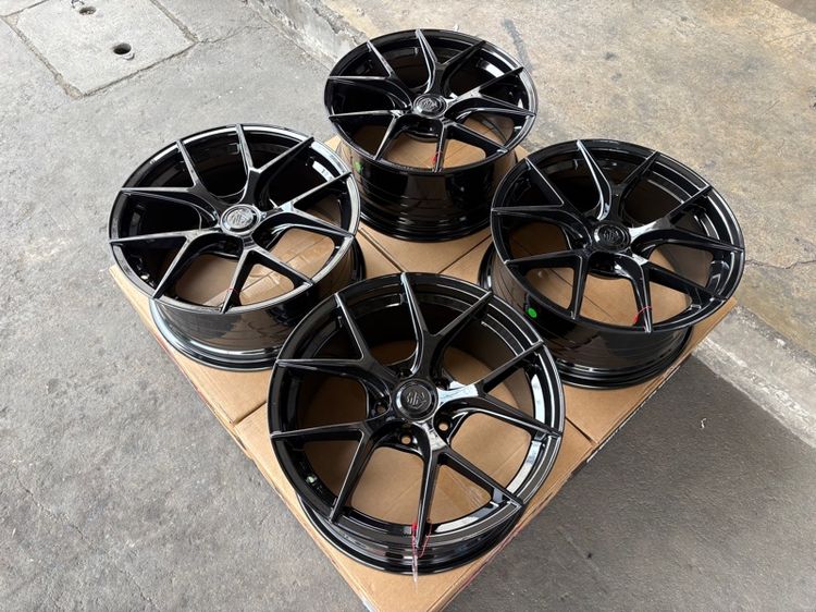 ล้อแม็กมือ1 ขอบ17 ก้านY 5รู114 กว้าง8 ออฟ35 สีดำเงา ล้อเบา FLOW FORMING งานJP งานสวยมากๆ รูปที่ 3