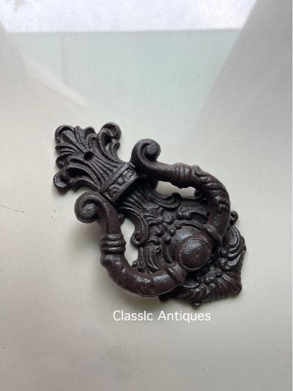 มือจับประตูหลุยส์ เหล็กหล่อสะสม รูปที่ 2