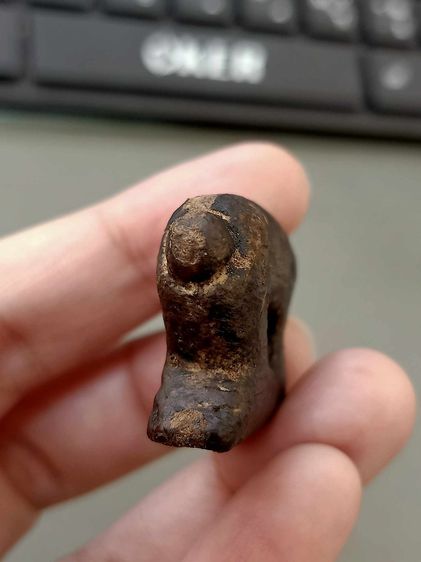 หมูอาจารย์เฮงเนื้อไม้เก่ามาก รูปที่ 13