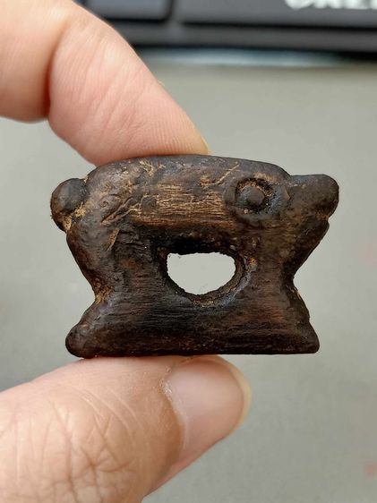 หมูอาจารย์เฮงเนื้อไม้เก่ามาก รูปที่ 11