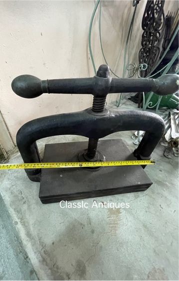 เครื่องอัดผ้า เหล็กหล่อโบราณ เก่าสะสม A2 รูปที่ 10
