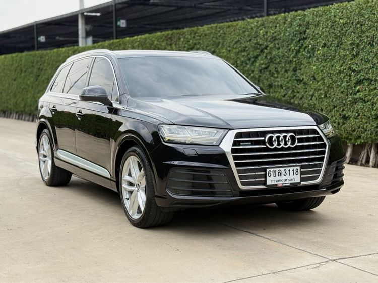 รถ Audi Audi Q7  3.0 TFSI Quattro S Line 4WD สี ดำ