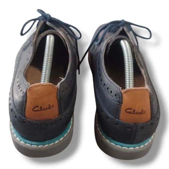 Clarks England รองเท้าหนังนูบัคแบบ  ทรงยาวsize uk8.5 us 9.5 eu42.5 26.5-27cm. รูปที่ 4