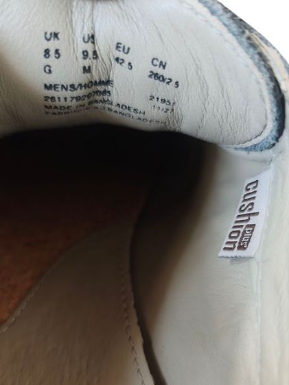 Clarks England รองเท้าหนังนูบัคแบบ  ทรงยาวsize uk8.5 us 9.5 eu42.5 26.5-27cm. รูปที่ 11