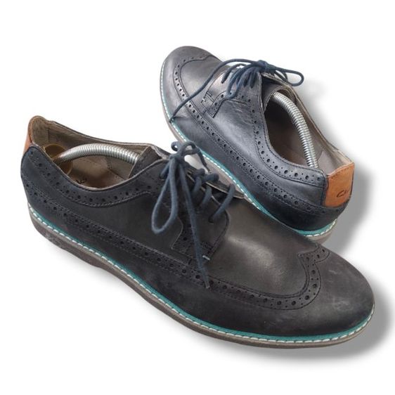 น้ำเงิน หนังแท้ Timberland รองเท้าหนังกึ่งทางการ UK 8.5 | EU 42 2/3 | US 10 Clarks England รองเท้าหนังนูบัคแบบ  ทรงยาวsize uk8.5 us 9.5 eu42.5 26.5-27cm.