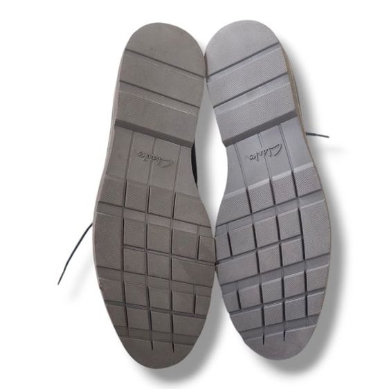 Clarks England รองเท้าหนังนูบัคแบบ  ทรงยาวsize uk8.5 us 9.5 eu42.5 26.5-27cm. รูปที่ 9