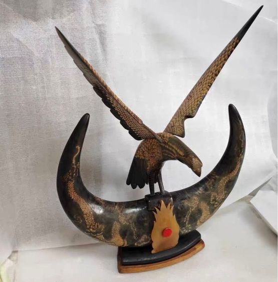 งานแกะสลักเก่าโบราณ รูปที่ 3