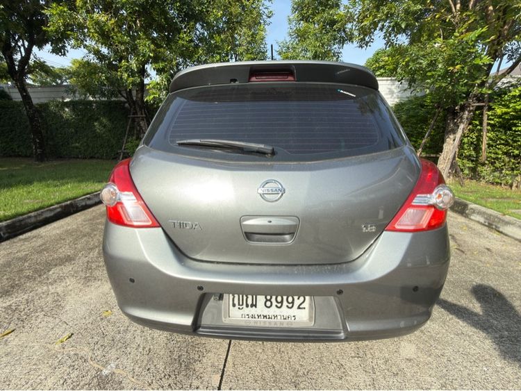 Nissan Tiida 2011 1.8 G Sedan เบนซิน ไม่ติดแก๊ส เกียร์อัตโนมัติ เทา รูปที่ 4