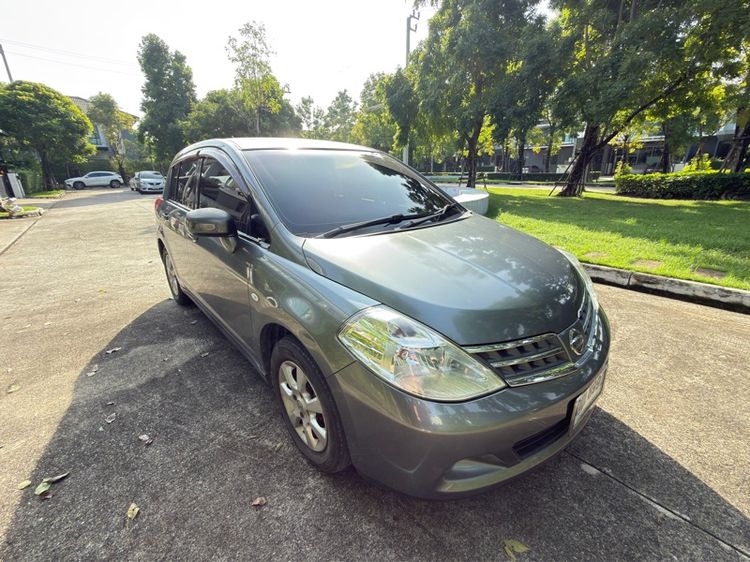 รถ Nissan Tiida 1.8 G สี เทา