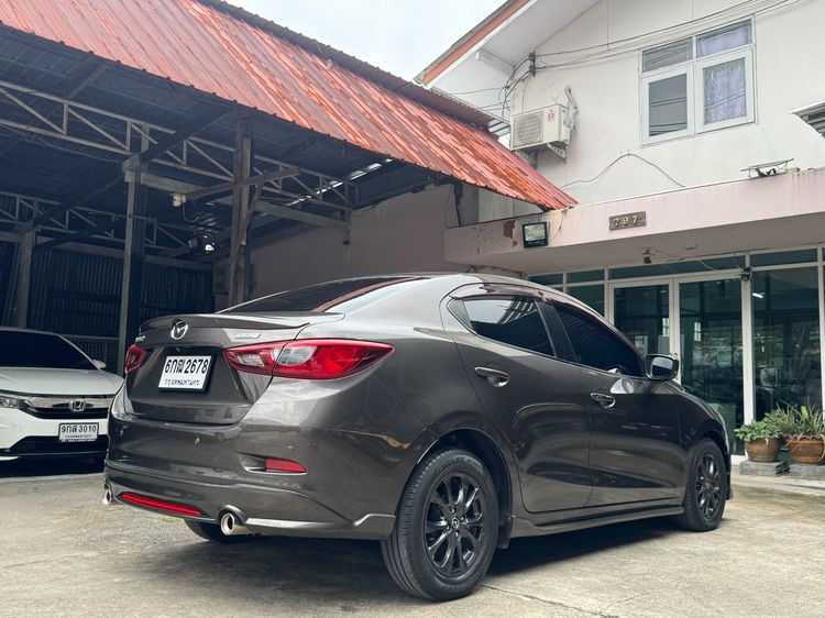 Mazda Mazda 2 2017 1.3 High Connect Sedan เบนซิน ไม่ติดแก๊ส เกียร์อัตโนมัติ น้ำตาล รูปที่ 4