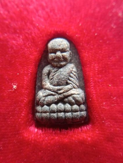 หลวงปู่ทวดวัดห้วยมงคลน่าจะปี43ไม่แน่ใจ