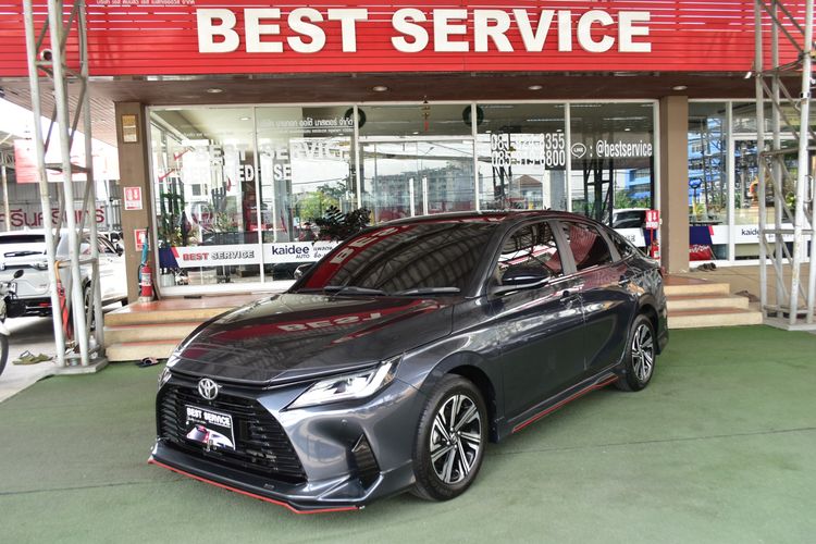 Toyota Yaris ATIV 2023 1.2 Premium Luxury Sedan เบนซิน ไม่ติดแก๊ส เกียร์อัตโนมัติ เทา