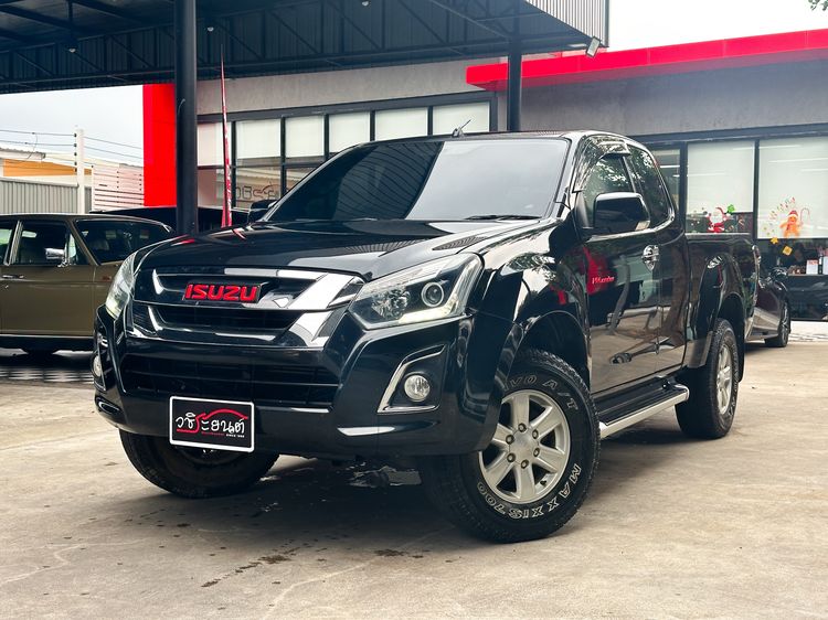 รถ Isuzu D-MAX 1.9 Hi-Lander L สี ดำ