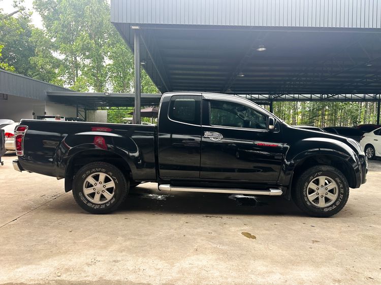 Isuzu D-MAX 2016 1.9 Hi-Lander L Pickup ดีเซล เกียร์ธรรมดา ดำ รูปที่ 4