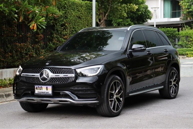 Mercedes-Benz GLC-Class 2021 GLC300e Utility-car ปลั๊กอินไฮบริด (PHEV) เกียร์อัตโนมัติ ดำ รูปที่ 3