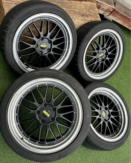ล้อ ขอบ 18 นิ้ว ลาย BBS LM  สเป็ค 5x120 หน้า ET35 หน้า 8 หลัง 9 ยางปีเก่า