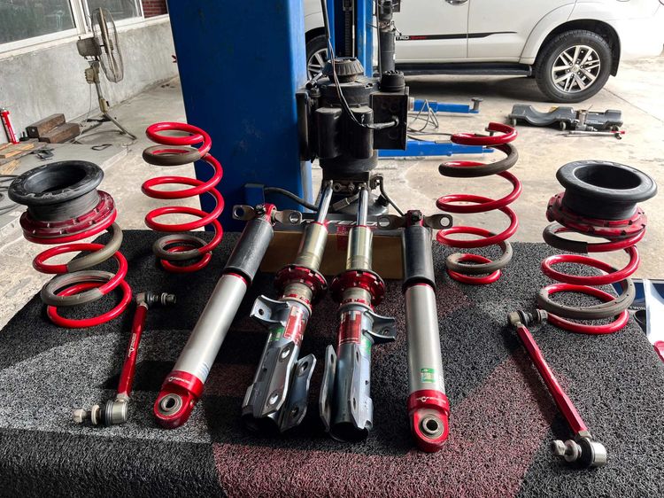 โช๊คหน้า-หลังพร้อมสปริง Profender ใส่รถ  Hyundai staria รูปที่ 7