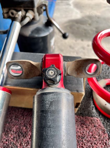 โช๊คหน้า-หลังพร้อมสปริง Profender ใส่รถ  Hyundai staria รูปที่ 2