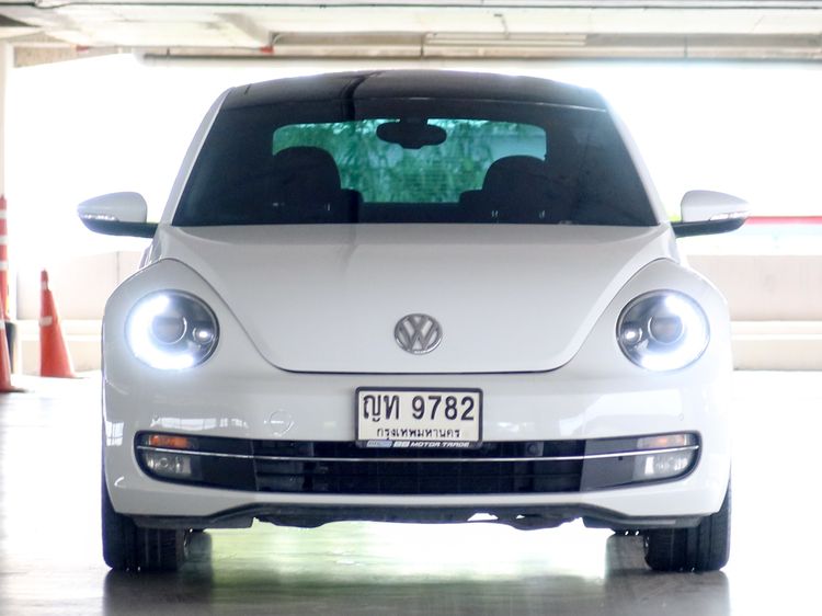 Volkswagen Beetle 2013 1.2 TSi Sedan เบนซิน ไม่ติดแก๊ส เกียร์อัตโนมัติ ขาว รูปที่ 4