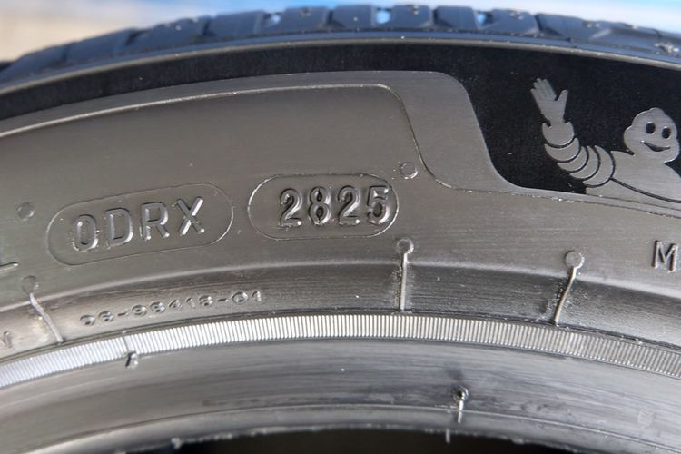 🏆  MICHELIN Primacy 5  ขนาด 235 45R18  ปี25  รูปที่ 5