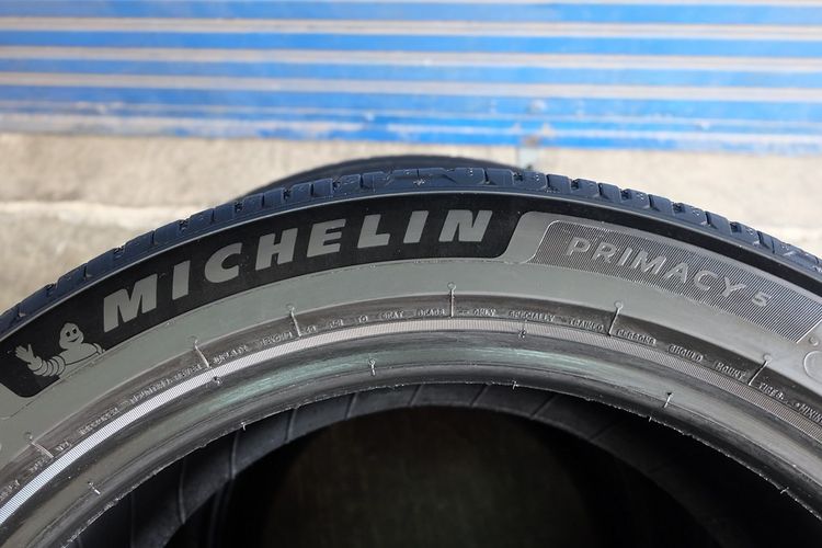 🏆  MICHELIN Primacy 5  ขนาด 235 45R18  ปี25  รูปที่ 4
