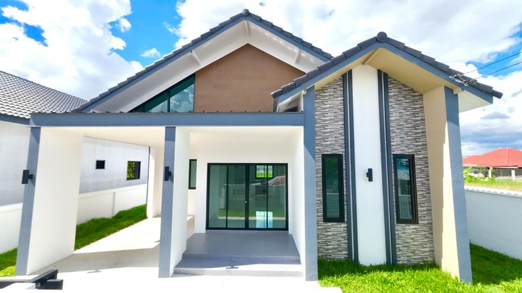 บ้านเดี่ยว สไตล์มินิมอล บ้านแสนสุข สันผักหวาน หางดง เชียงใหม่