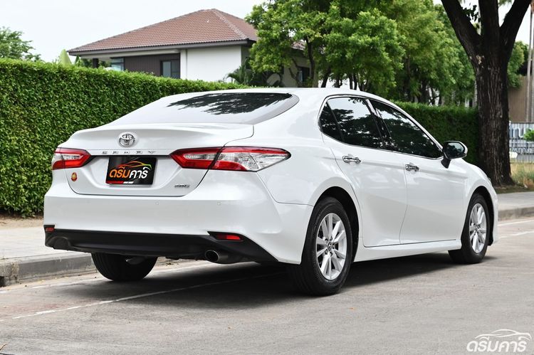 Toyota Camry 2019 2.0 G Sedan เบนซิน ไม่ติดแก๊ส เกียร์อัตโนมัติ ขาว รูปที่ 3