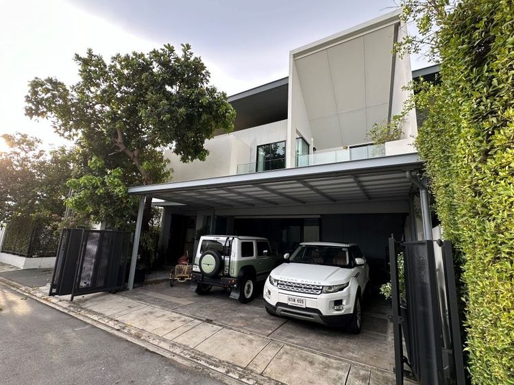 ตกแต่งครบ ขายบ้านเดี่ยวพร้อมผู้เช่า VIVE Bangna กม.7 หลังริม 3 ห้องนอน 225 ตร.ม. รับค่าเช่าทันที 100,000ต่อเดือน ทำเลดีใกล้เมกา บางนา