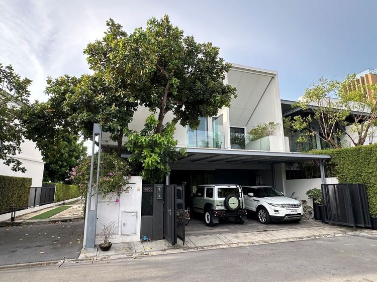 ตกแต่งครบ ขายบ้านเดี่ยวพร้อมผู้เช่า VIVE Bangna กม.7 หลังริม 3 ห้องนอน 225 ตร.ม. รับค่าเช่าทันที 100,000ต่อเดือน ทำเลดีใกล้เมกา บางนา รูปที่ 2