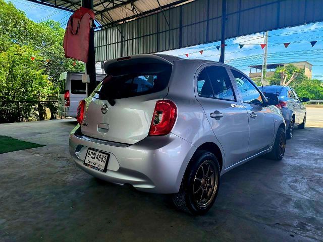 Nissan March 2017 1.2 E Sedan เบนซิน ไม่ติดแก๊ส เกียร์อัตโนมัติ บรอนซ์เงิน รูปที่ 3