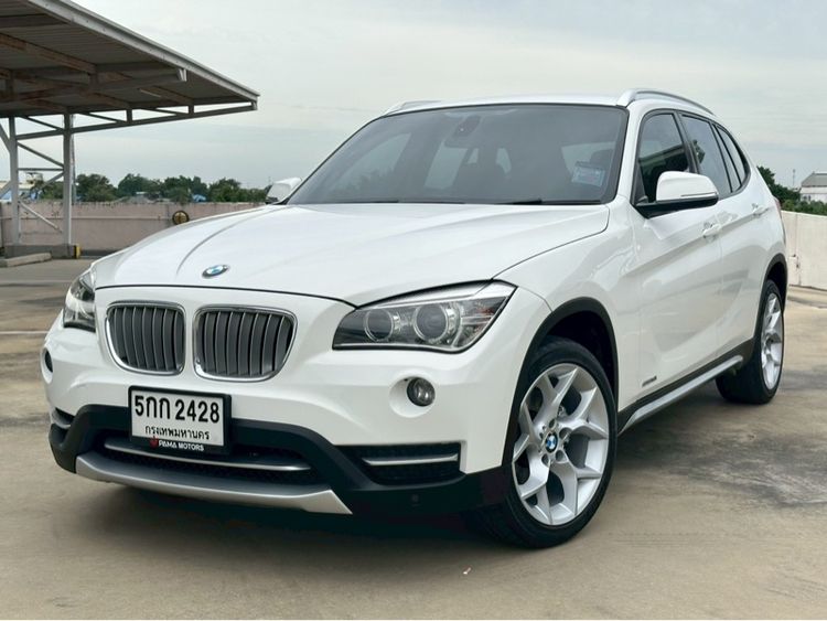 รถ BMW X1 2.0 sDrive18i xLine สี ขาว