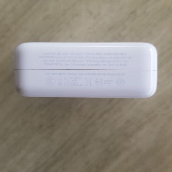 สายชาร์จ MacBook adapter USB C 61W Apple แท้ รายละเอียดด้านล่างครับ