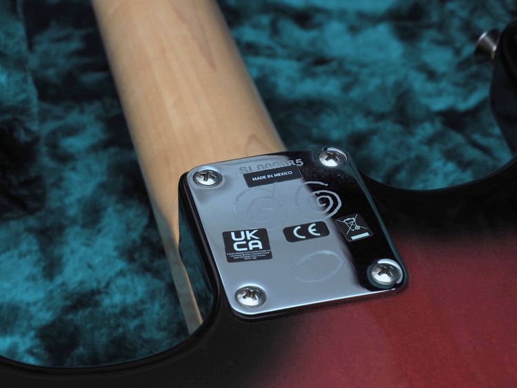 ขาย Fender 2023 Steve Lacy People Pleaser รูปที่ 11