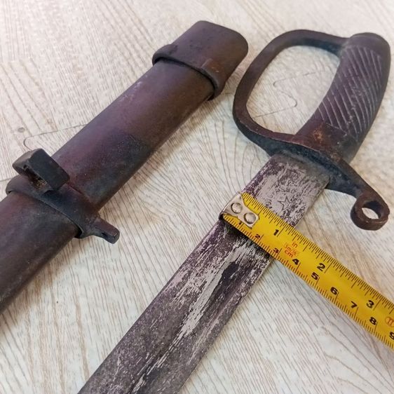 ดาบยาวสหภาพโซเวียตและหอกปลายปืuแหลมเก่าๆ  ไม่คม รูปที่ 3