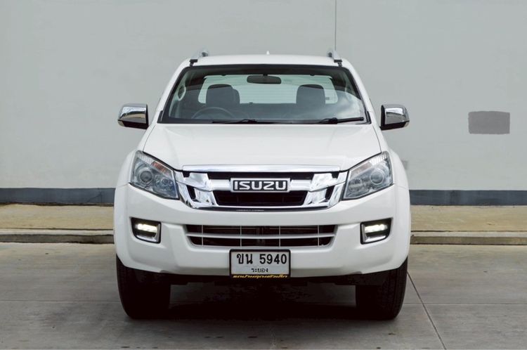 รถ Isuzu D-MAX 3.0 V-Cross Z Prestige 4WD สี ขาว